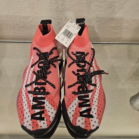 Price Drop 📉📉Adidas Crazy BYW x Pharrell Ambition Pink Men's Size 6.5. RARE - Picture 5 of 7